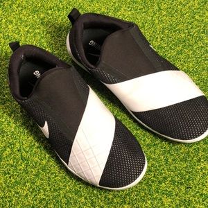 Nike Laceless Training Sneakers